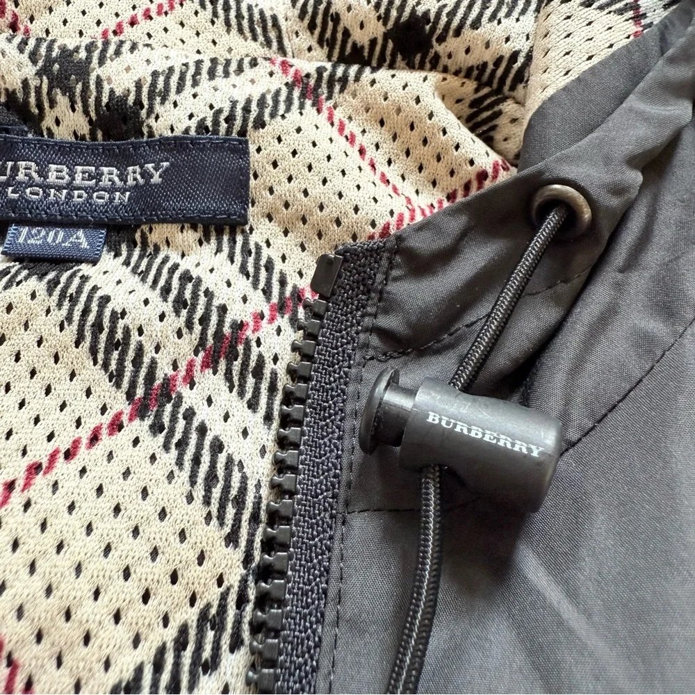 Burberry excellent authentic